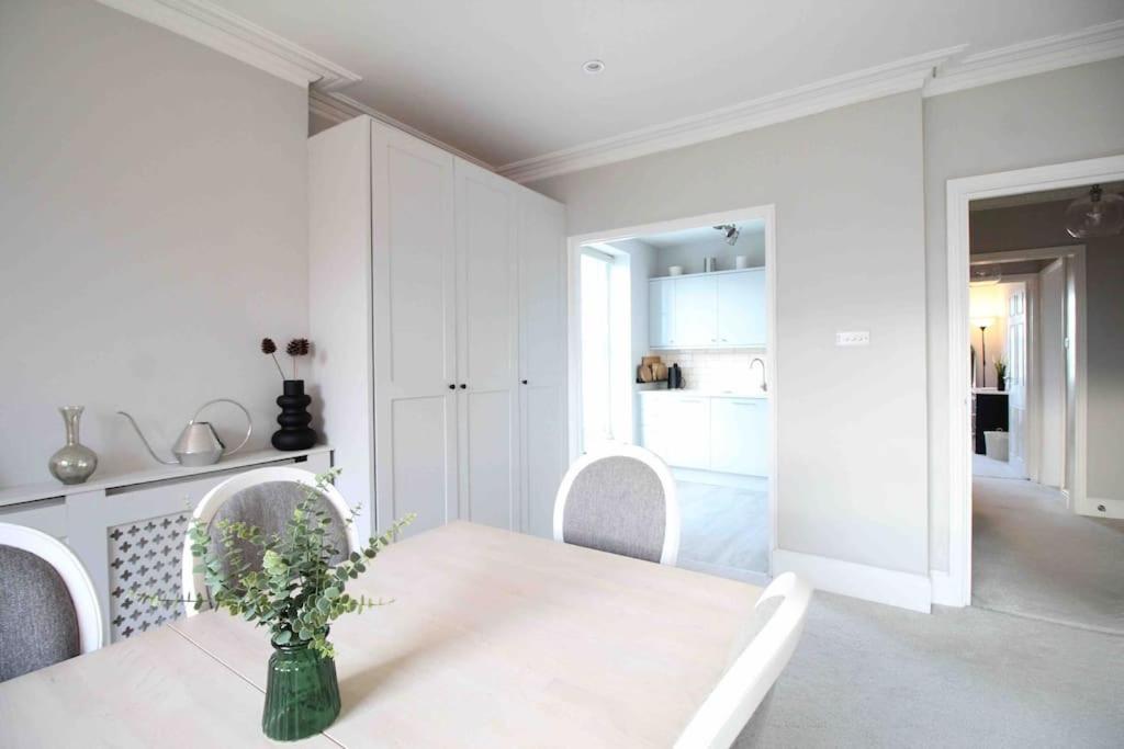 Beautiful Floor Clifton Appartement